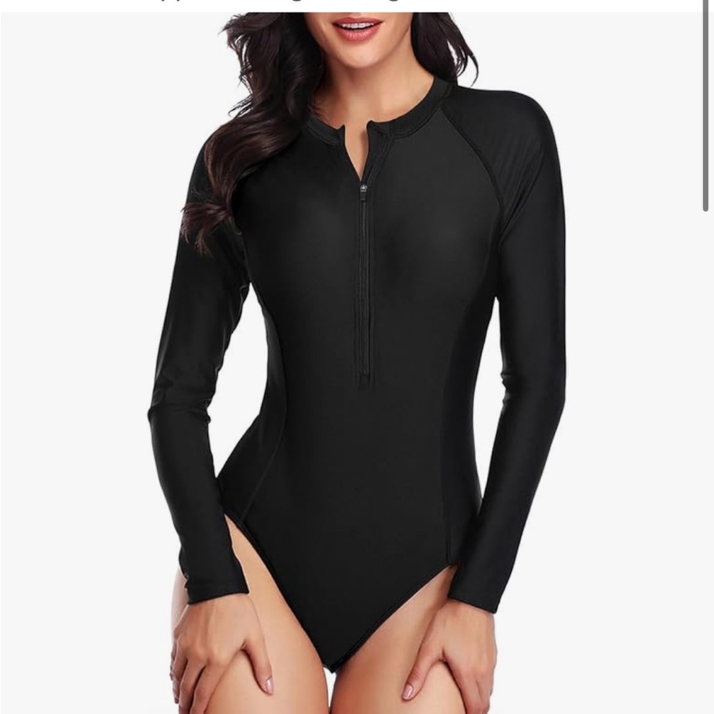 Daci Woman Black Rashguard one piece swimsuit